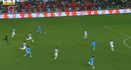 33岁内马尔狂飙:18分钟戴帽 逃离降级区!全队跪地庆祝 33岁内马尔狂飙:18分钟戴帽 逃离降级区!全队跪地庆祝